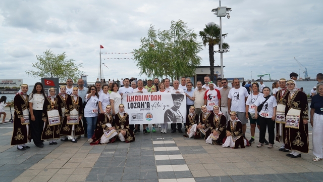 Samsun'da Lozan'ın 103. yılında Ata'ya Saygı Koşusu düzenlendi