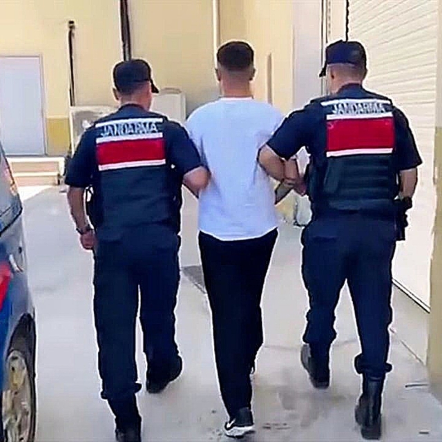 14 yıl kesinleşmiş hapis cezasıyla aranan şahıs yakalandı