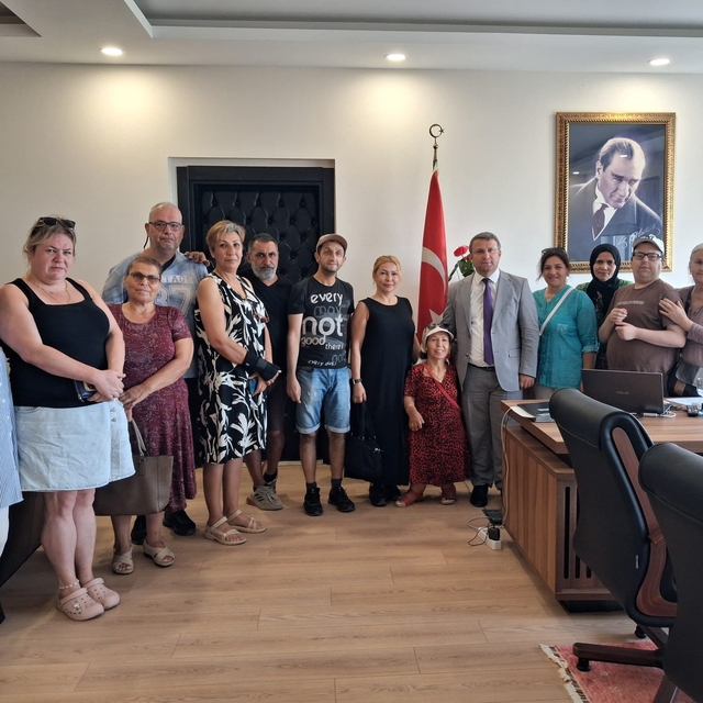 Ayvalık Birlik Ortopedik Engelliler Derneği'nden Kaymakam Cimşit'e hayırlı...