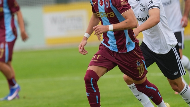 Trabzonspor, Frankfurt'a 3-0 mağlup oldu