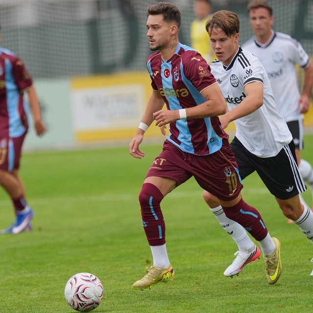 Trabzonspor, Frankfurt'a 3-0 mağlup oldu