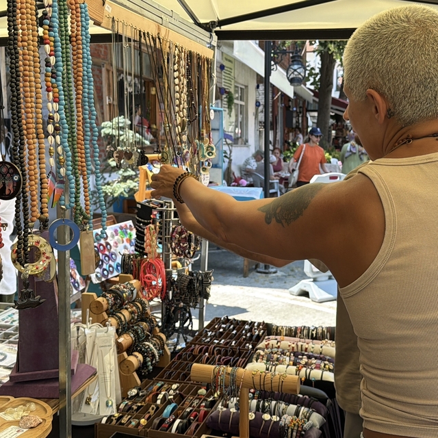Emekli oldu hobisini dükkana yansıttı
Elektrik mühendisi çocukluktan gelen...