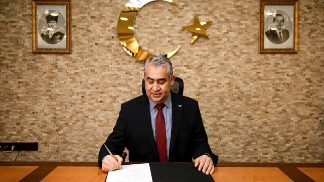 Üniversite adaylarına Rektör Kent'ten davet
Rektör Kent: "Geleceğe değer katan bir yolculuğa ADÜ'de adım atın"
