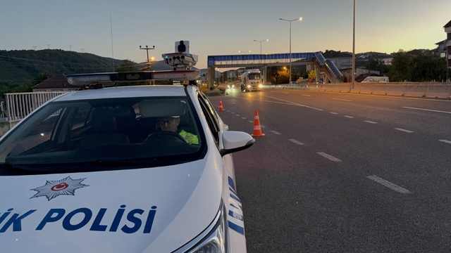 Düzce'de 165 araç trafikten men edildi