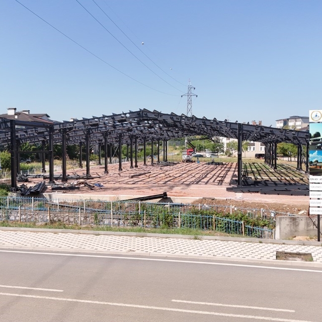 Ataevler Kent Çarşısı inşaatı sürüyor