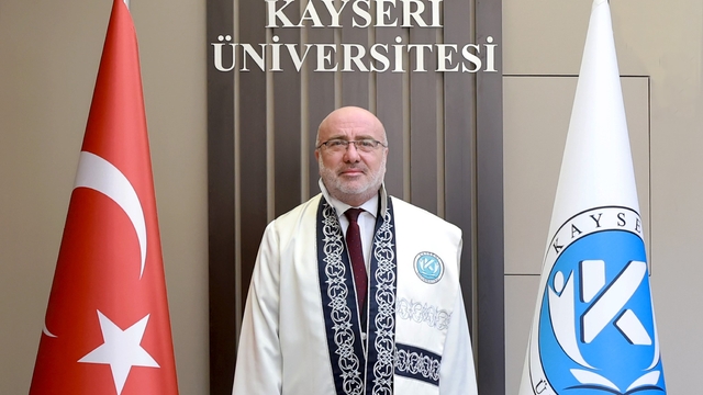 Rektörden 'meslek garantili bölüm' önerisi