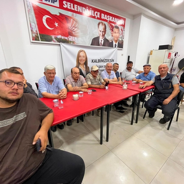 CHP Selendi İlçe Teşkilatından 150 kişi istifa etti