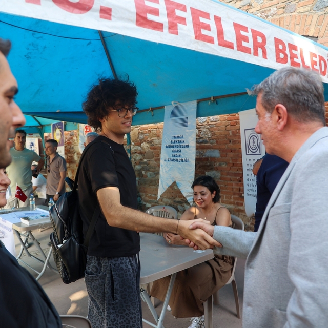 Efeler'de Meslek Tanıtım Günleri kapılarını açtı