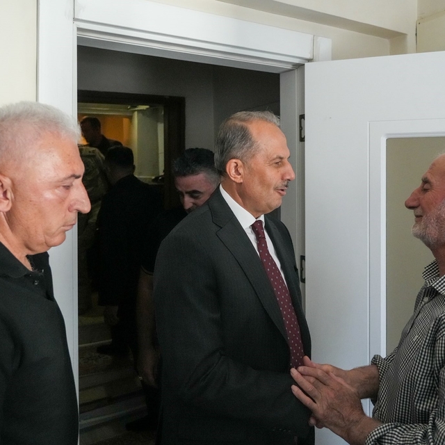 Vali Taşyapan'dan Yüksel Işık'ın kayınpederine taziye ziyareti