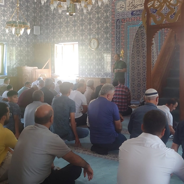 Yeşilay'dan cami cemaatine bağımlılıkla mücadele bilgilendirmesi