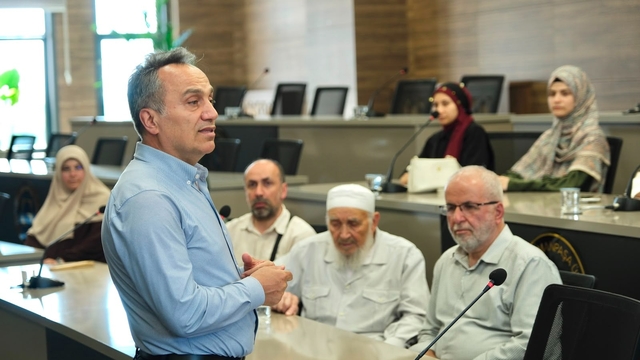 İlahiyatçı öğrencilerden TOGÜ Rektörü Yılmaz'a ziyaret