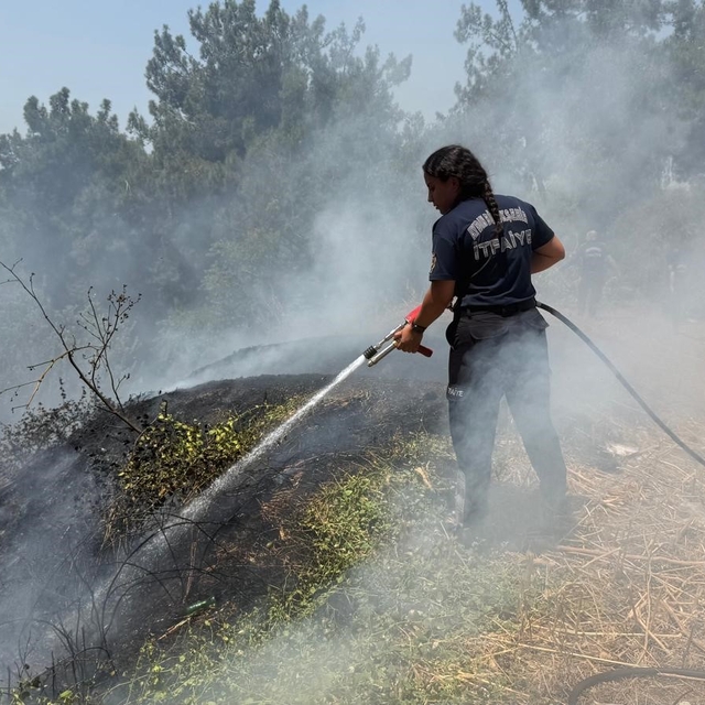 Aydın Büyükşehir İtfaiyesi 8 günde 445 yangına müdahale etti