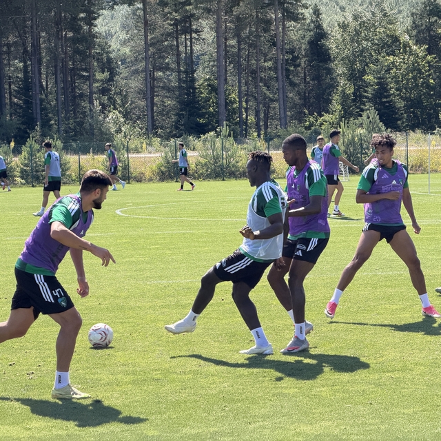 Kocaelispor, Topuk Yaylası'nda yeni sezon hazırlıklarını sürdürüyor