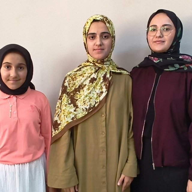 Mersin'de iki kardeş hafız oldu, en küçüğü aynı yolda