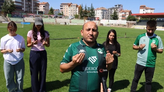 Kırşehir FK amigosundan takım için dua: "Yediğimiz goller ofsayt olsun"