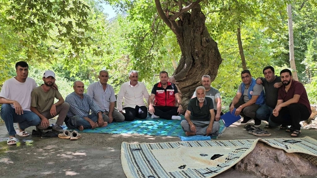 Dicle'de çiftçilere yerinde bilgilendirme