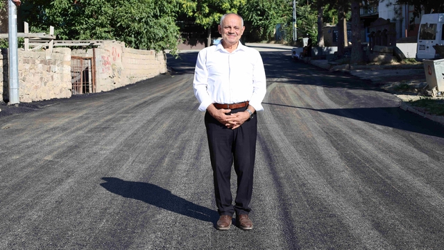 Yahyalı Belediyesi'nden 50 milyon TL'lik ulaşım yatırımı
100. Yıl Mahallesi'nde sıcak asfalt seferberliği başladı