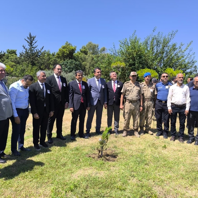 Dörtyol'da şehit polisler anıldı