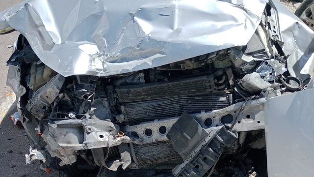 Kayseri'de 2 otomobilin çarpışması sonucu 2 kişi öldü, 9 kişi yaralandı