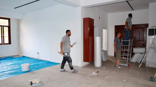 Körfez'de Taşköprü Kültür Evi açılış için gün sayıyor