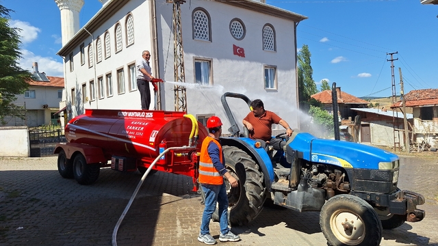 Hayırsever vatandaş bağışladı: Köylüler, itfaiye gelene kadar yangınlara kendileri müdahale edecek