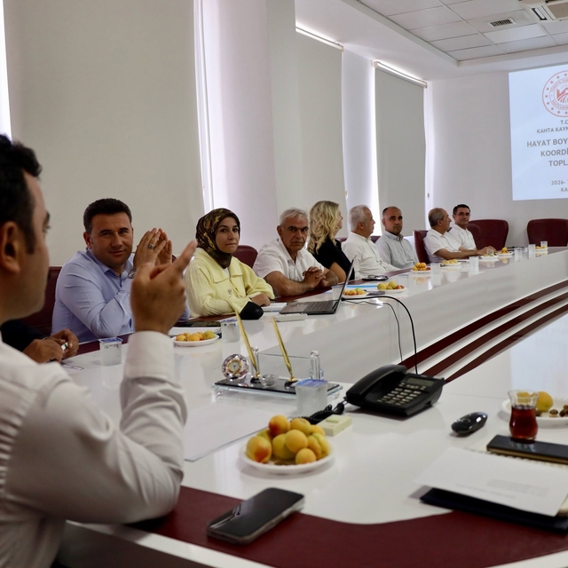 Kahta'da hayat boyu öğrenme koordinasyon toplantısı yapıldı