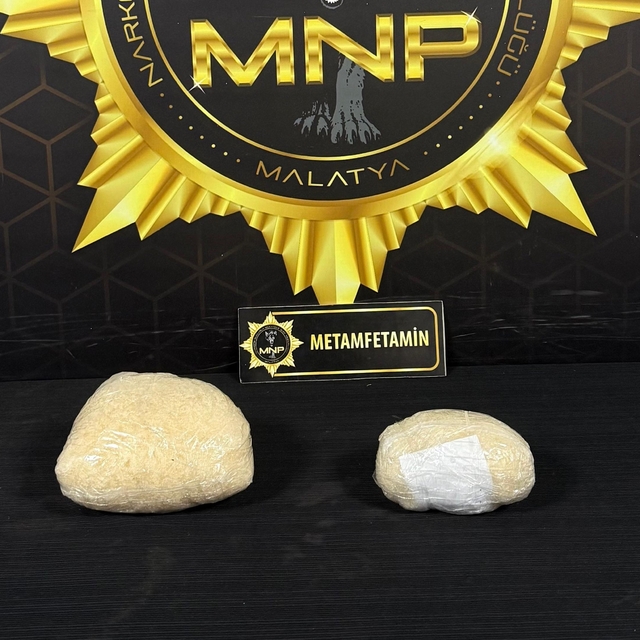 Malatya'da 1 kilo 769 gram metamfetamin ele geçirildi