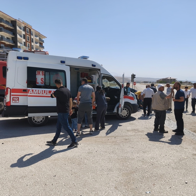 Van'da trafik kazası: 6 yaralı