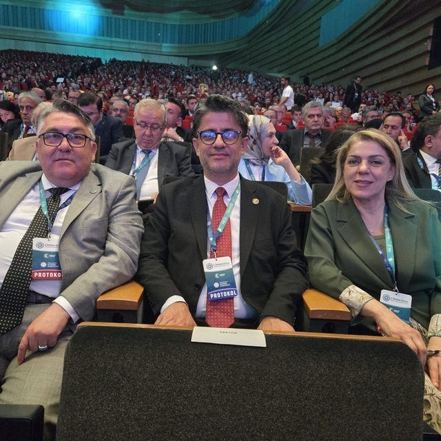 Rektör Özölçer, 2. İletişim Şûrası'na Katıldı