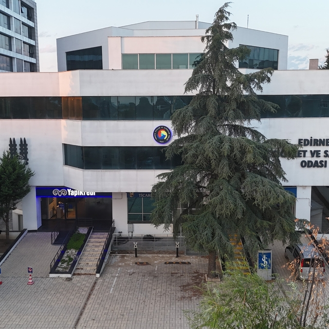 Müteahhitten ETSO binası için kaçak yapı iddiası: "Kaçış yolları kapatıldı"...