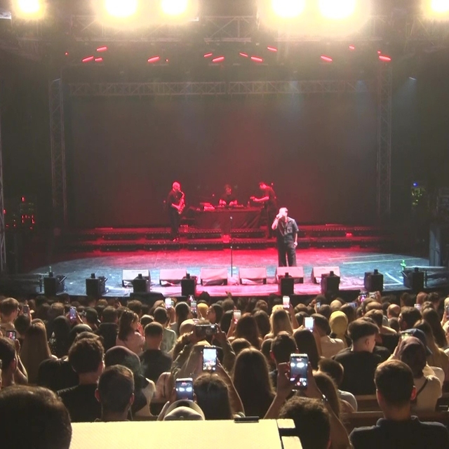 Poizi, Bursa Festivali'nde hayranlarını coşturdu