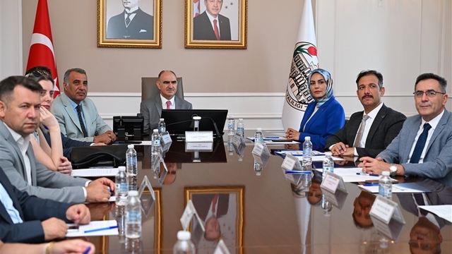 Manisa'da 6 ayda 15 bin 358 kişi işe yerleştirildi
