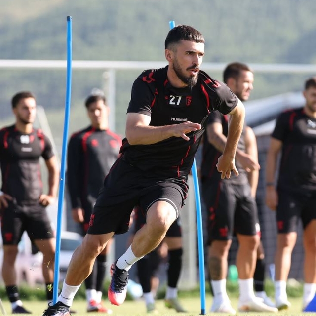 Sivasspor'da Erciyes kampı devam ediyor