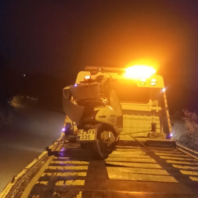 Fatsa'da motosiklet duvara çarptı: 1 ölü