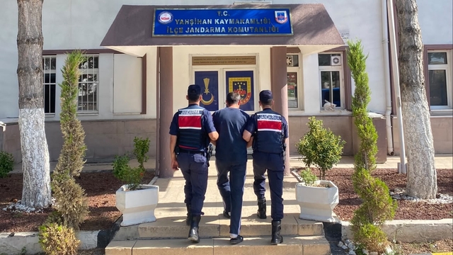 Kırıkkale'de firari 4 hükümlü yakalandı