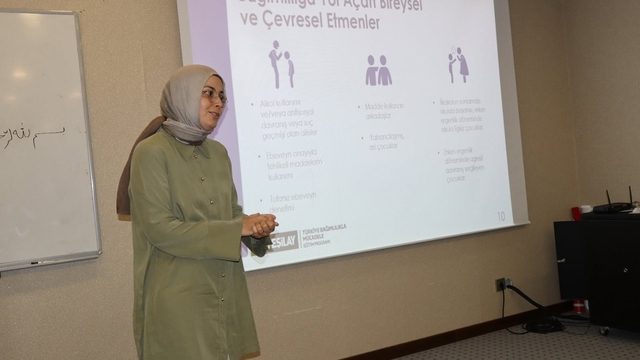 Kırıkkale din görevlilerine madde bağımlılığı semineri verildi
