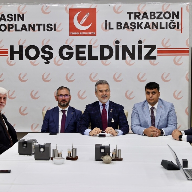 Yeniden Refah Partisi Genel Başkan Yardımcısı Kılıç, Trabzon'da konuştu: