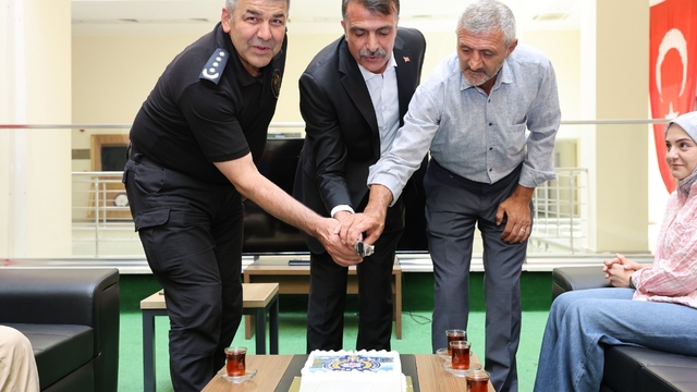 Erzurum'da emekli olan polislere  vefa