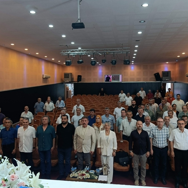 Gerze Kent Konseyi Başkanlığına Alev Erenler yeniden seçildi