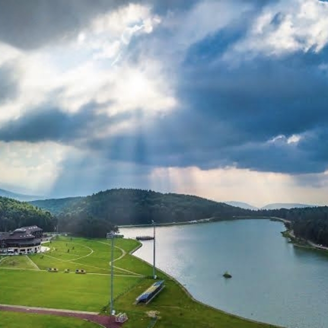 Profesyonel futbol kulüpleri yeni sezon kampı için Düzce'yi tercih ediyor
