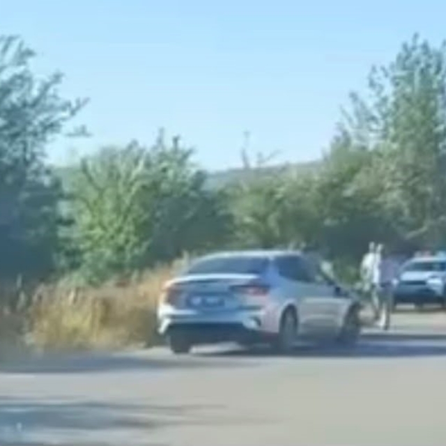 Otomobille çarpışan motosikletin sürücüsü hayatını kaybetti