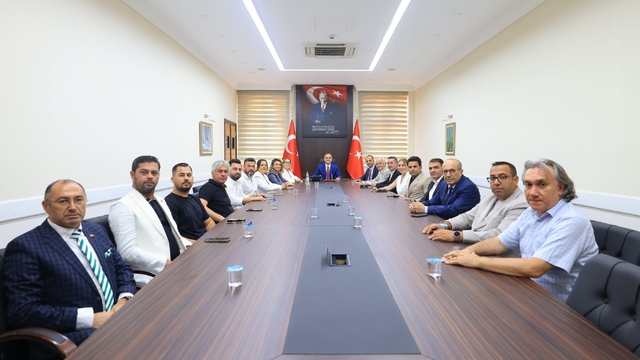 Vali Akbıyık  "Muğlaspor'un başarısı şehre dinamizm katacak"