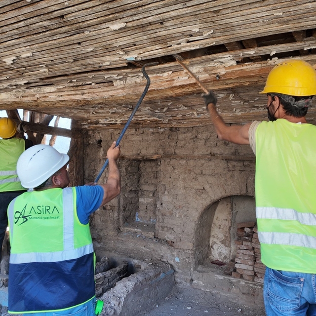 Tarihi Şerbetçioğlu Konağı'nda restorasyon çalışmaları başladı