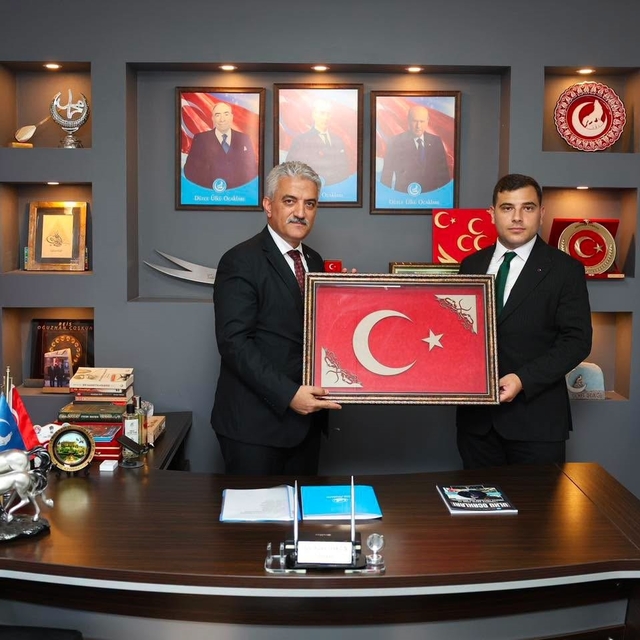 Vali Mehmet Makas Ülkücü gençlerin misafiri oldu