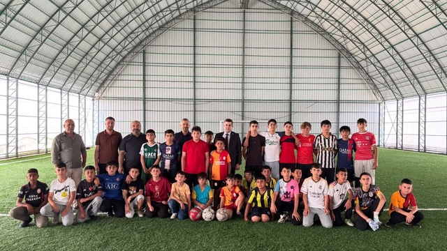 Susuz'da Yaz Kur'an Kursu öğrencilerine futbol moral oldu