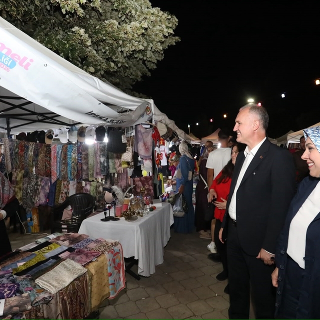 Hanımeli alışveriş şenliği tüm coşkusuyla devam ediyor