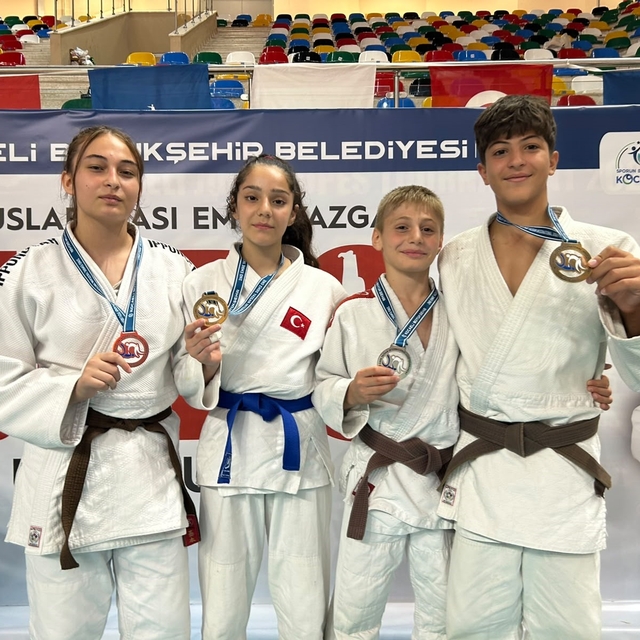 Manisalı judoculardan uluslararası arenada 9 madalya