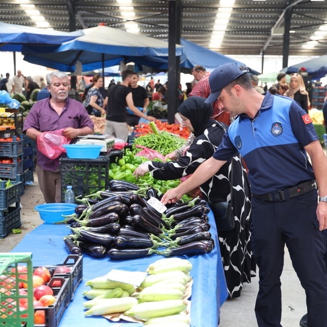 Pazarlarda tartı ve tezgahlar mercek altında