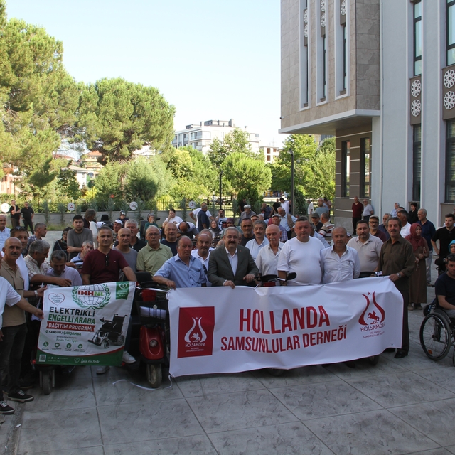 Avrupa'dan Samsun'a engelleri aşan dayanışma: 113 engellinin araç sevinci