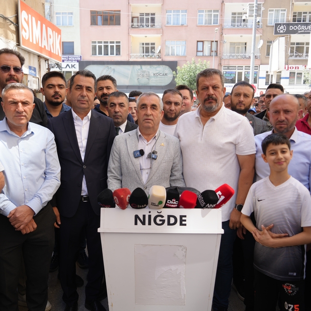 CHP Niğde'de toplu istifa: 5 bin 300 üyenin partiden ayrıldığı açıklandı